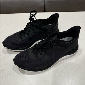 Lululemon Chargefeel Women’s Workout Shoe (Black / 8.5)